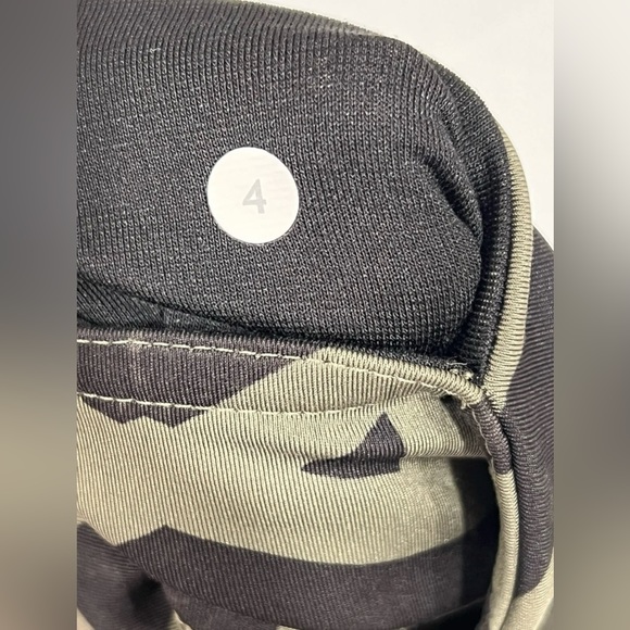 Lululemon  Wunder Under Pant Luxtreme Chevron Shuffle Fatigue Greene Black 4 - Picture 3 of 6